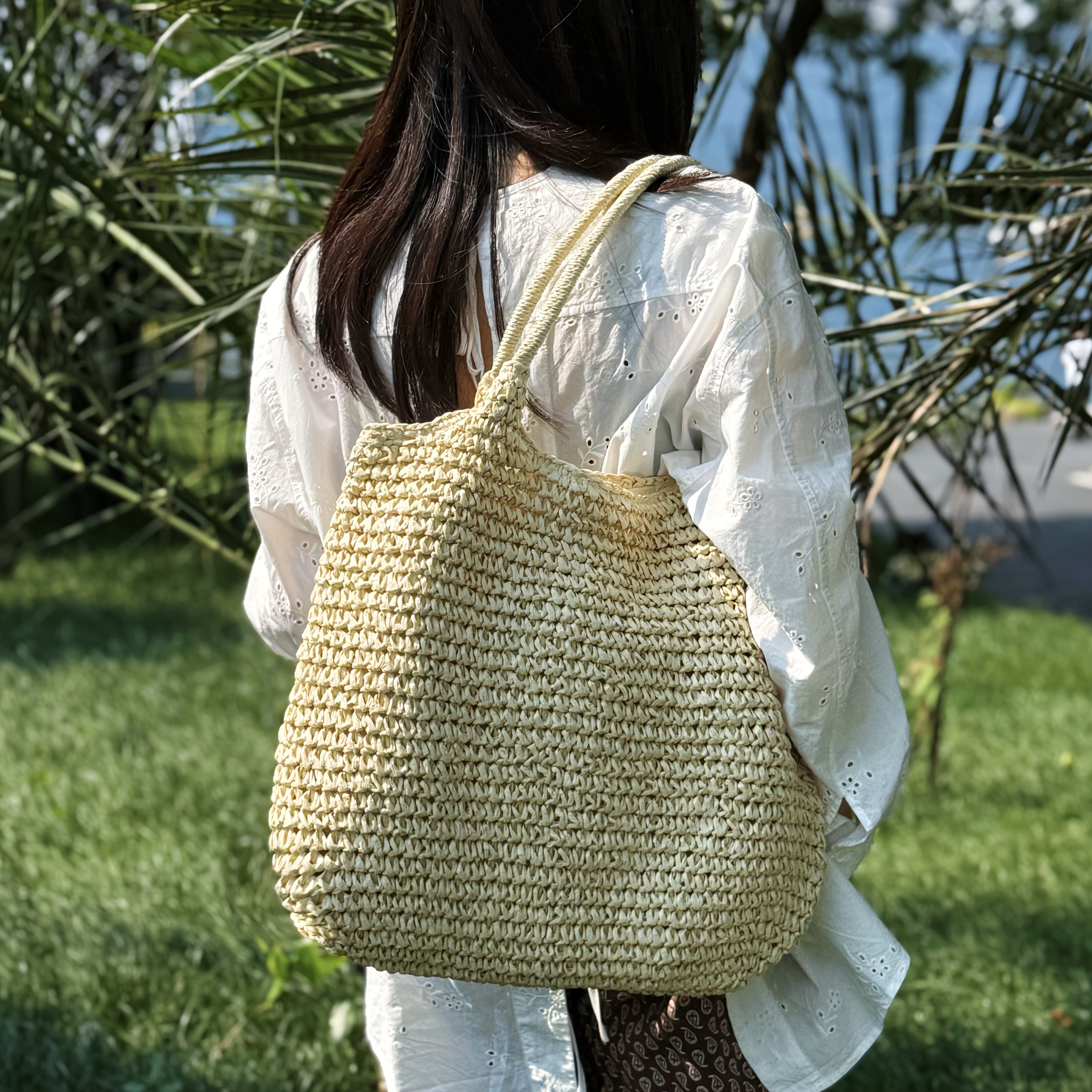 Ladies Large Capacity Woven Tote Bag with Zip Closure