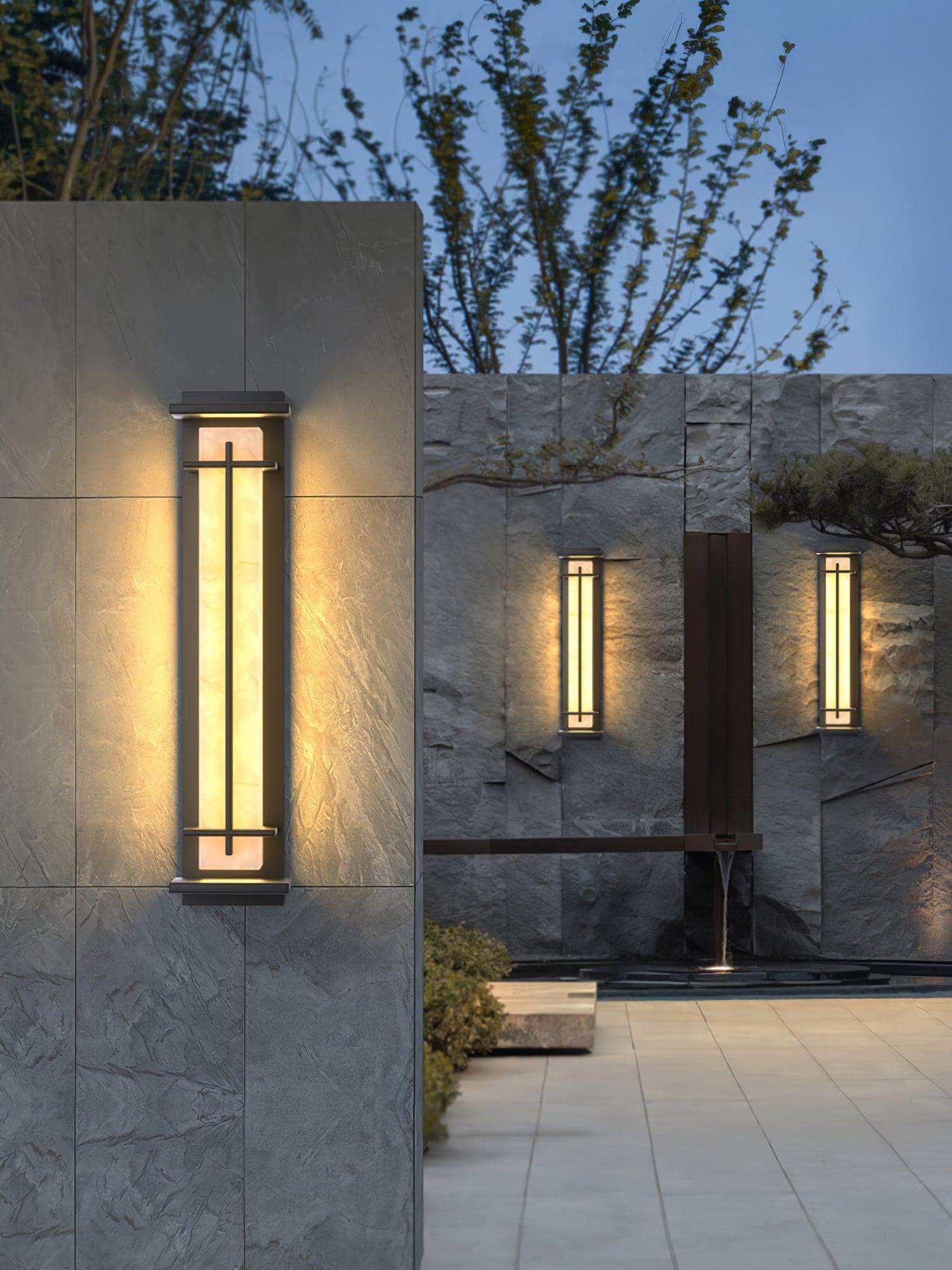 Modern Outdoor Wall Light - Waterproof & Durable