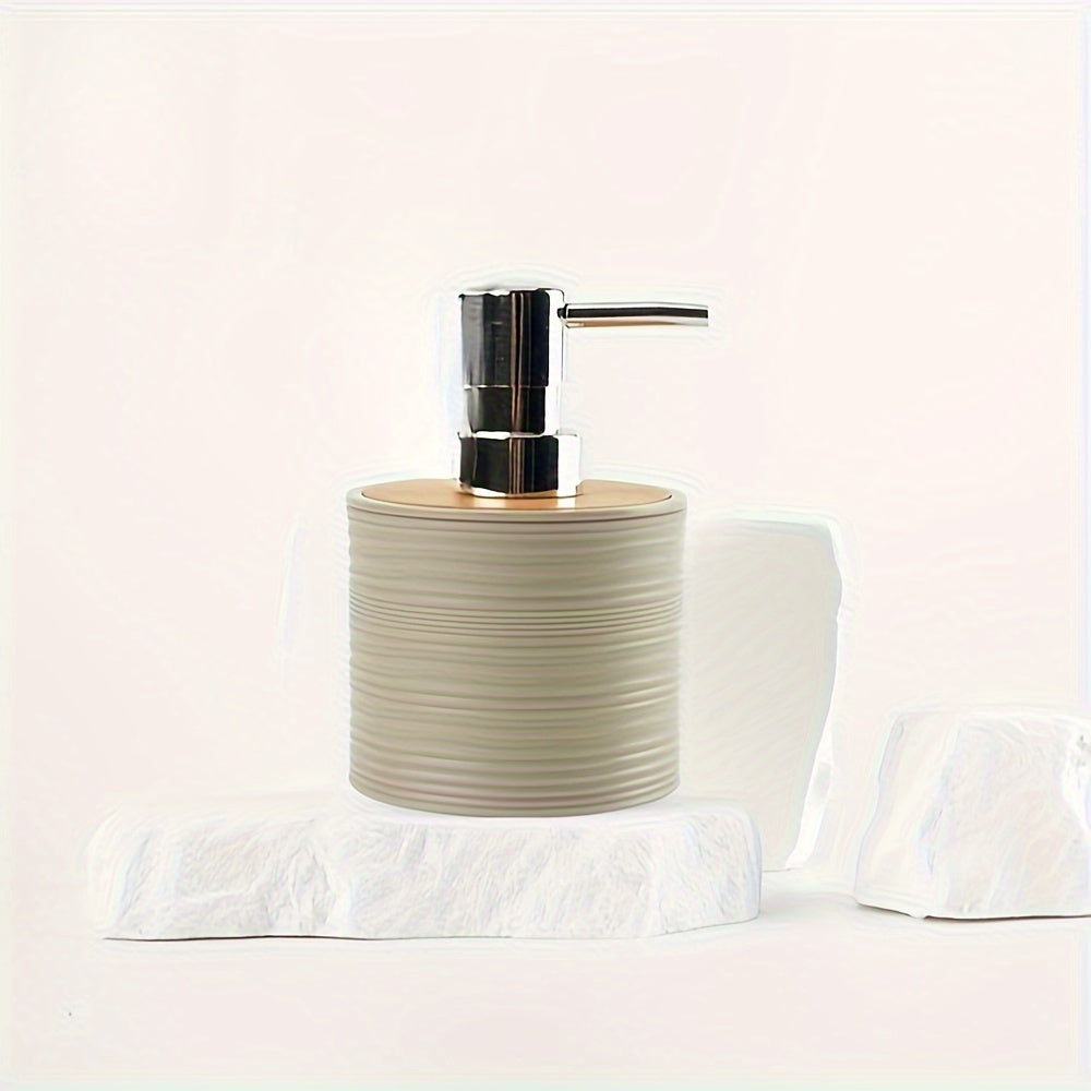 Modern Bathroom Set with Bamboo Accents – Organised and Elegant in One