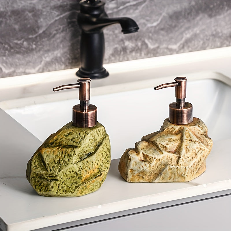 Rustic Soap Dispenser Stone Look – Functional and Atmospheric