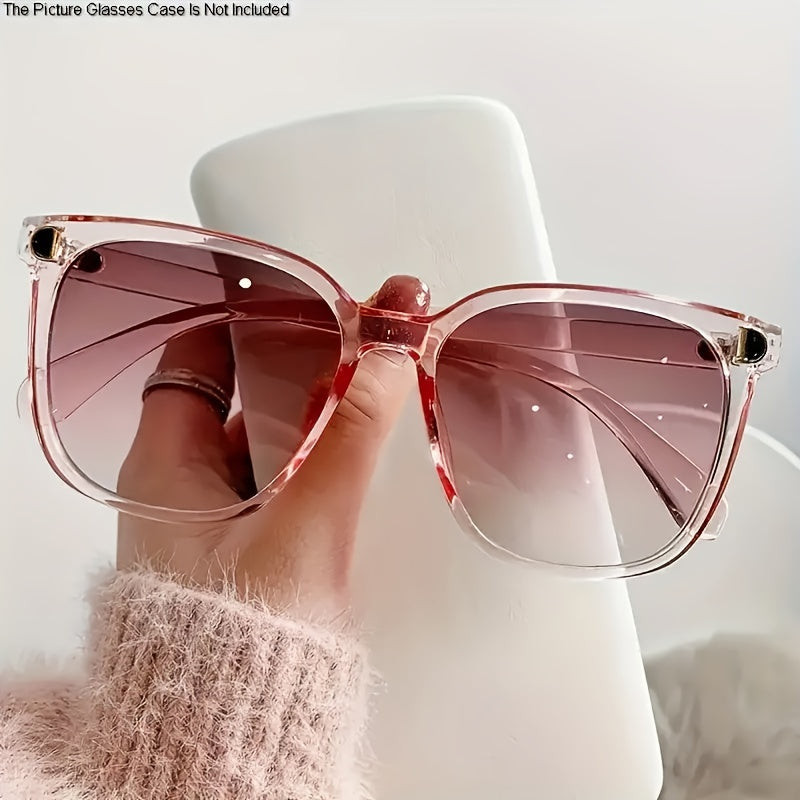 Trendy Gradient Sunglasses for Women – Stylish Solution for Sunny Days