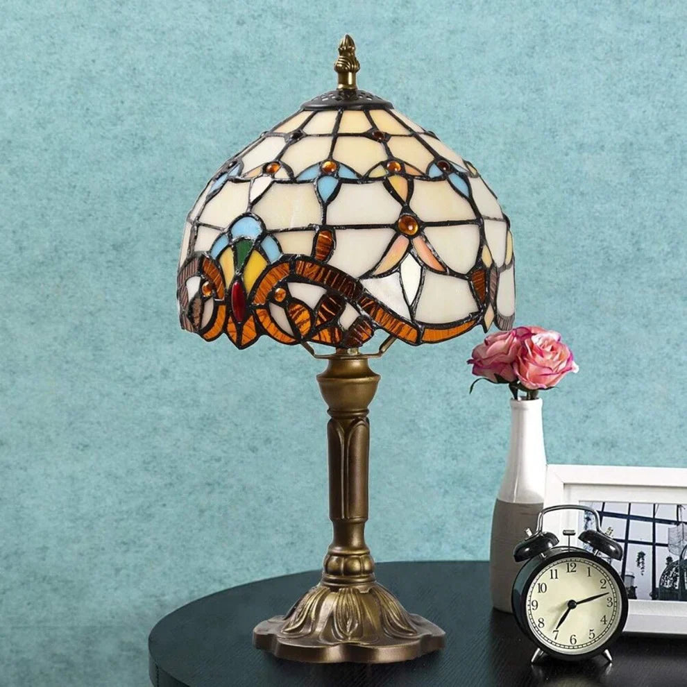 Antique Stained Glass Lamp - Timeless Elegance & Craftsmanship