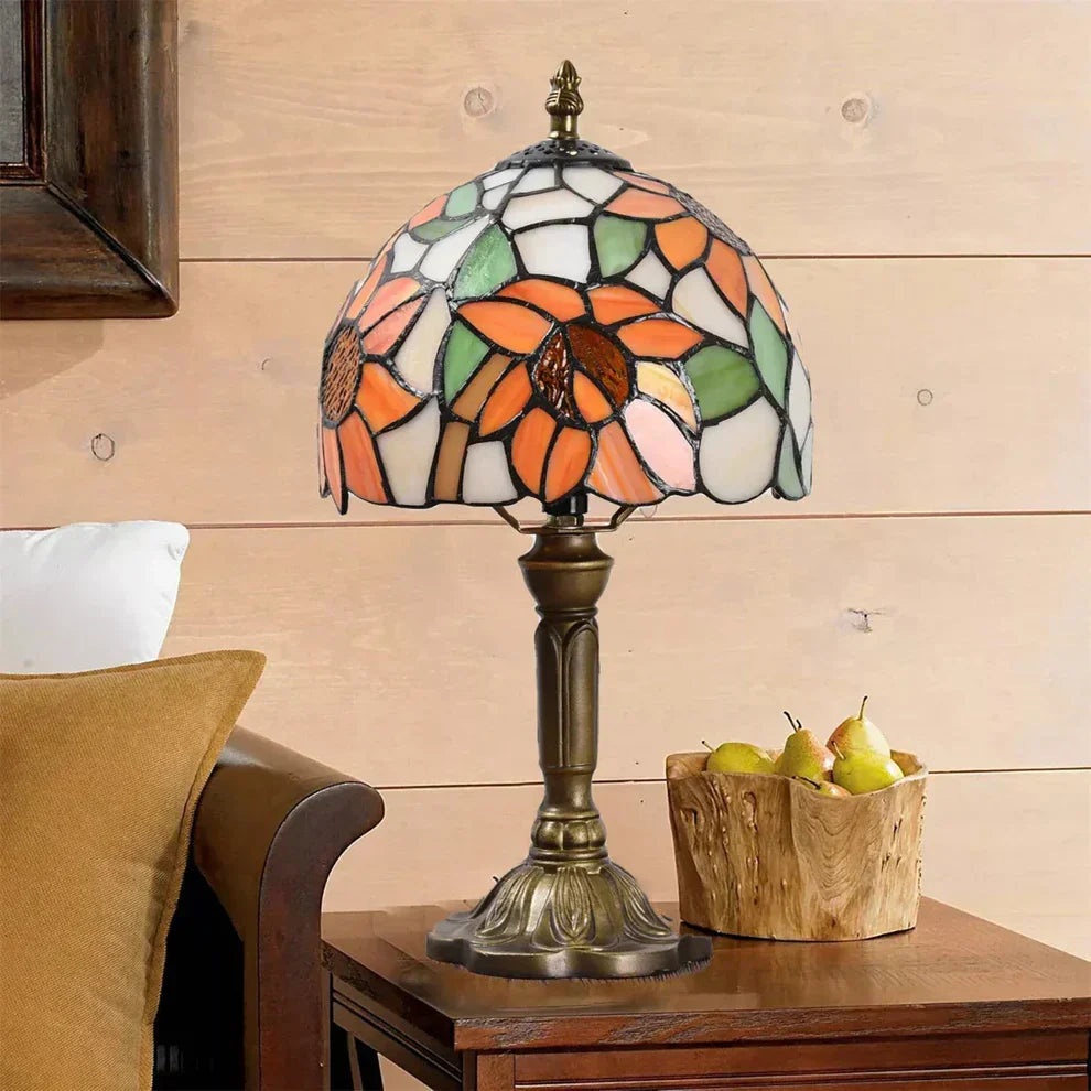 Antique Stained Glass Lamp - Timeless Elegance & Craftsmanship