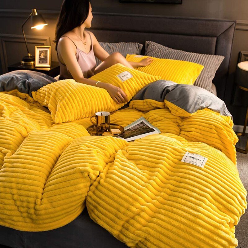 Luxury Fleece Duvet Cover - Warmth and Comfort for Winter