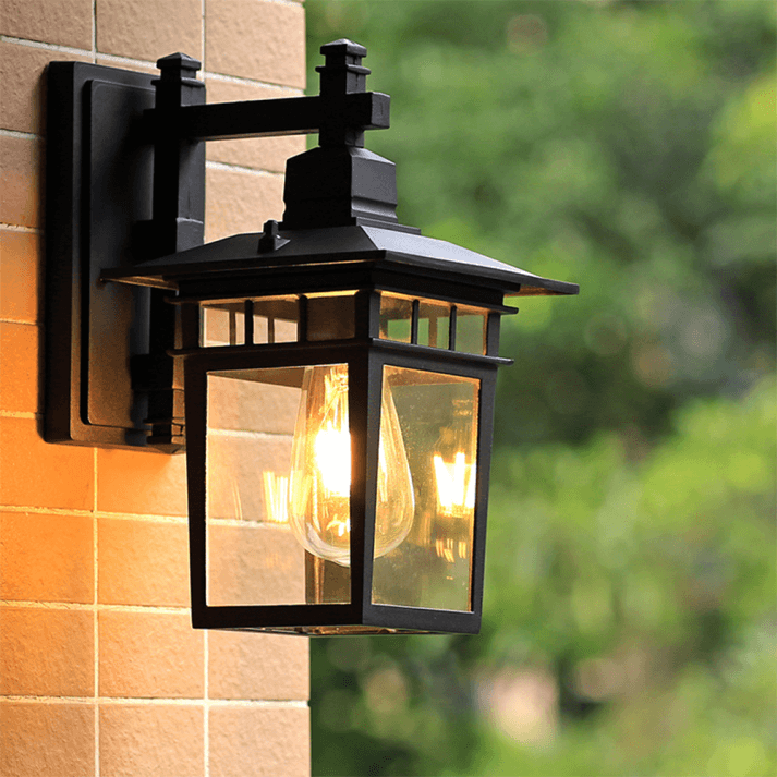 Modern Outdoor Wall Light - Black Design