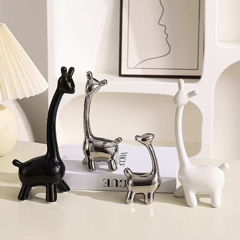 Giraffe Figurine Set - For a Cheerful and Elegant Interior Look
