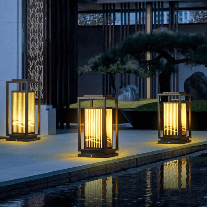 Modern Solar Garden Light