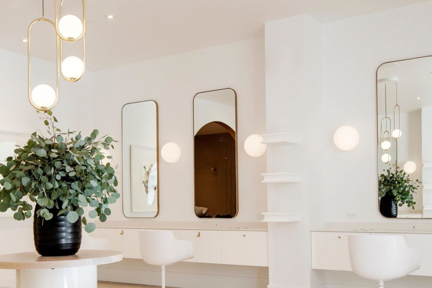 Modern Pendant Light - Elegant & Stylish Design