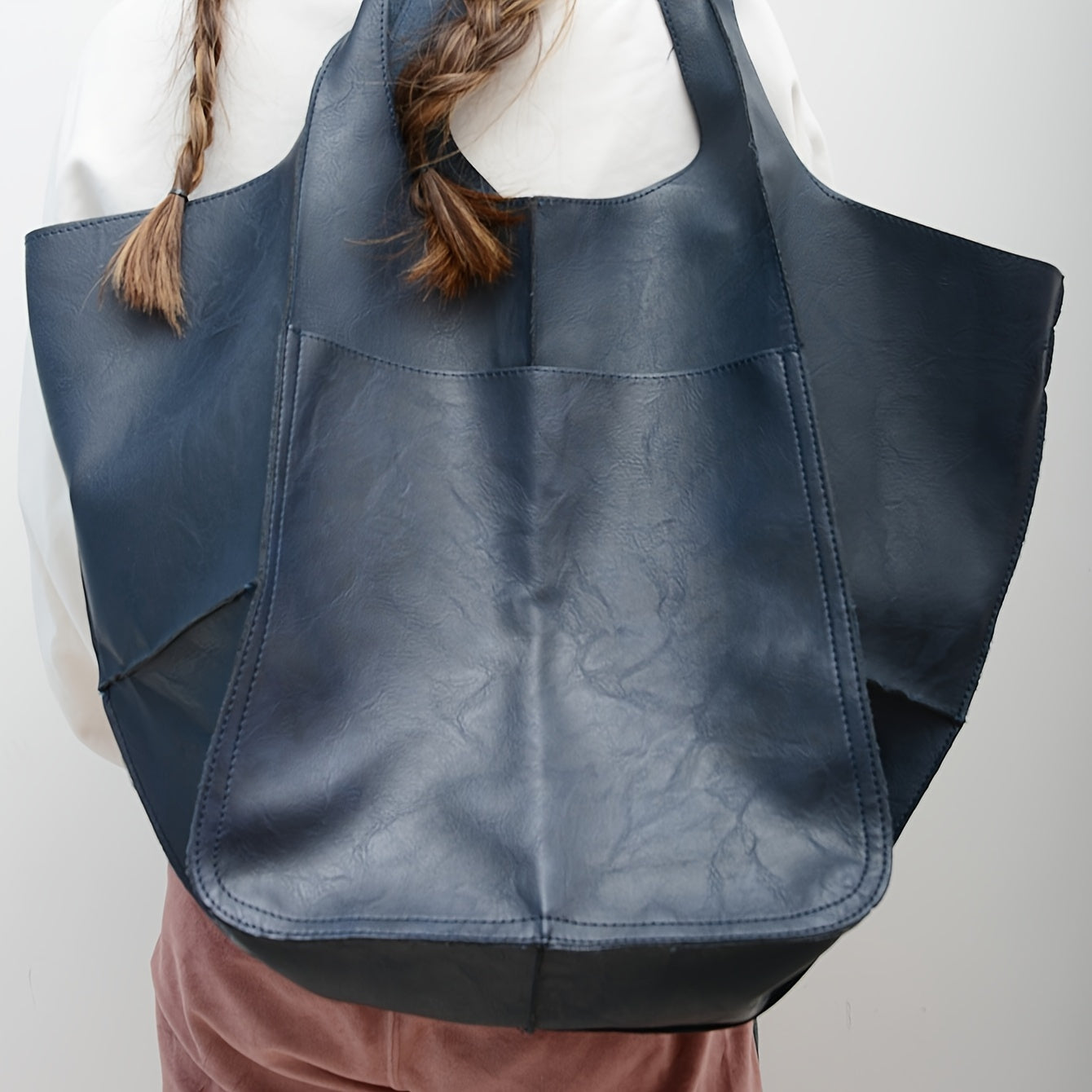 RetroWave Large Beach Bag – Stylish and Functional