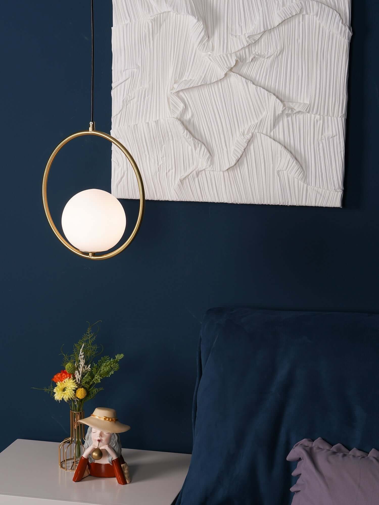 Modern Pendant Light - Elegant & Stylish Design