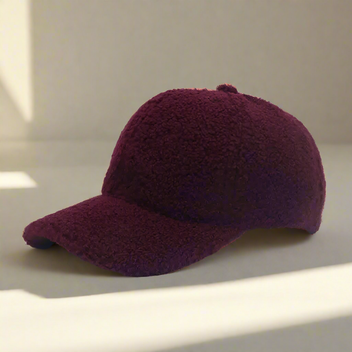 TeddyCap – Fluffy Teddy Hat for a Warm Look