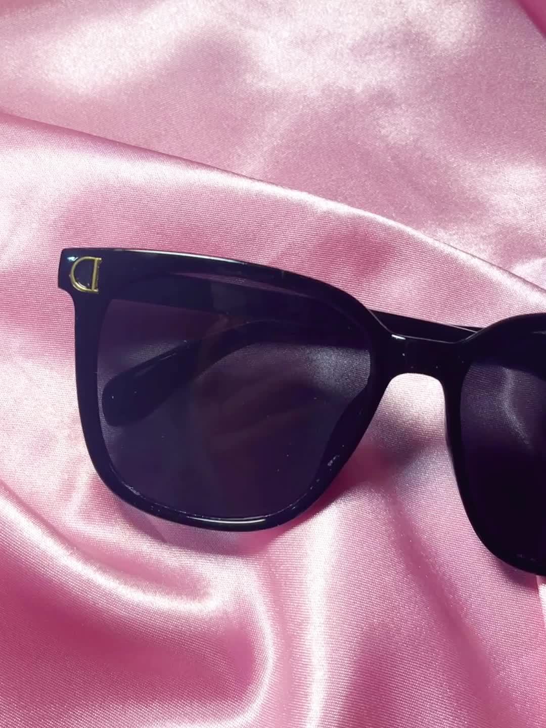 Trendy Gradient Sunglasses for Women – Stylish Solution for Sunny Days