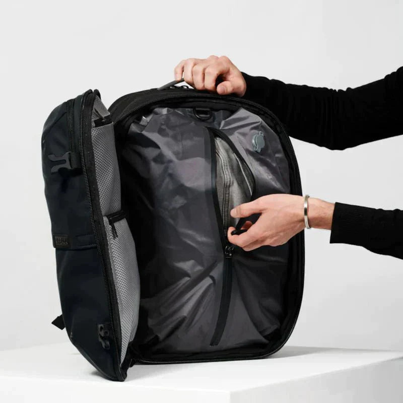 ElitePack Air Compression Backpack | 60L waterproof business and travel backpack with vacuum compression technology