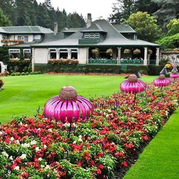 Flower-Shaped Birdhouse - FloraFeeder