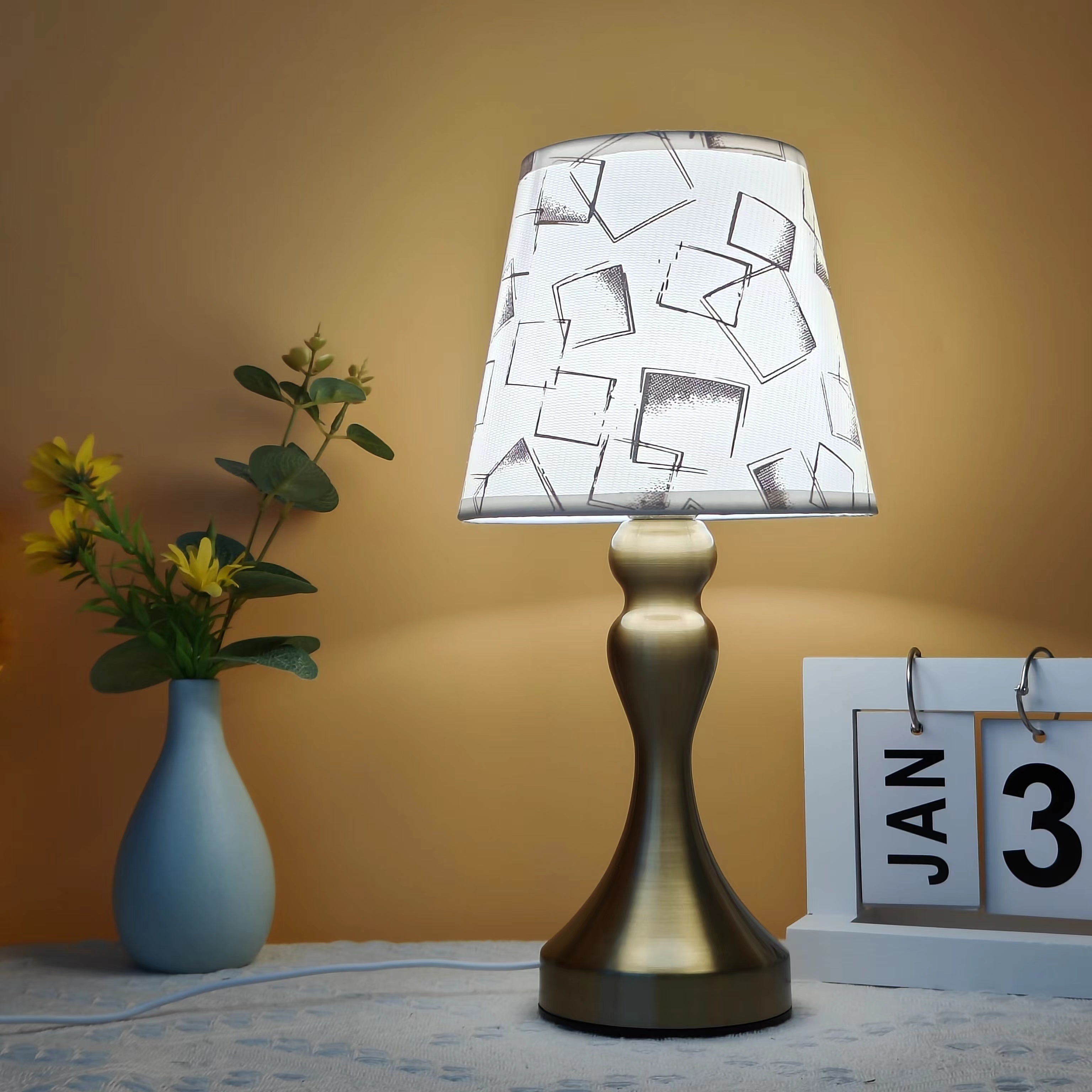 Golden Elegance Table Lamp - Refined Style for Any Space