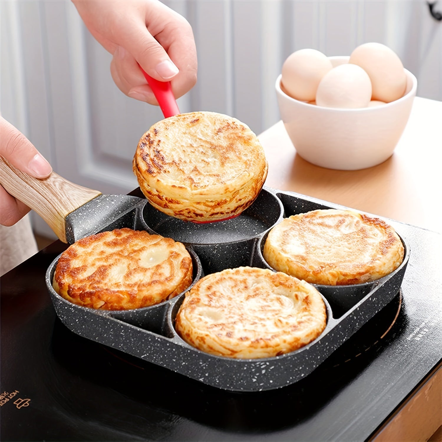 BreakfastEase Frying Pan - For a Quick Breakfast