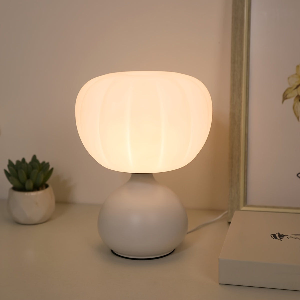 Airy Balance Lamp - Modern Atmosphere for Your Space