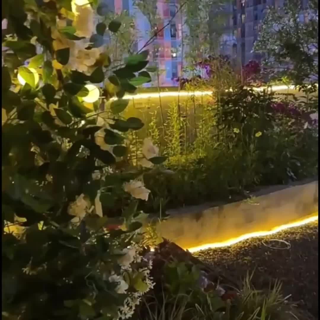 SolarGlow LED Light Strip – For Creative Outdoor Lighting