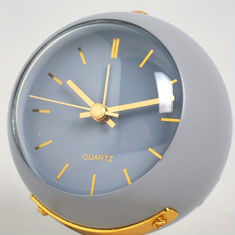 Nordic Silent Desk Clock – Luminous Hands & Metal Frame