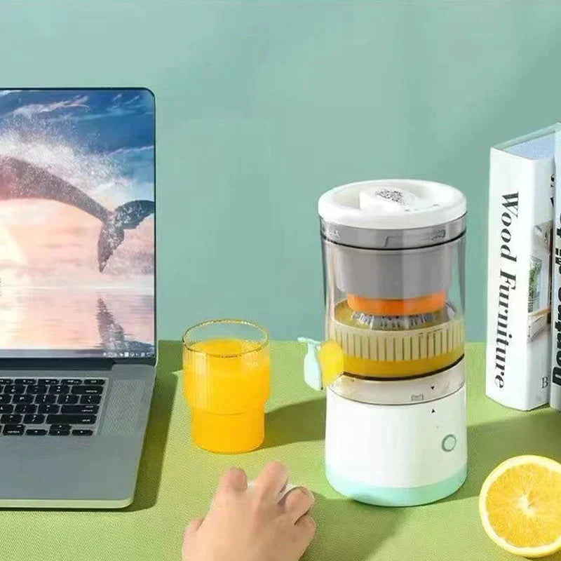 Automatic Cordless Citrus Juicer | High Juice Yield | Portable