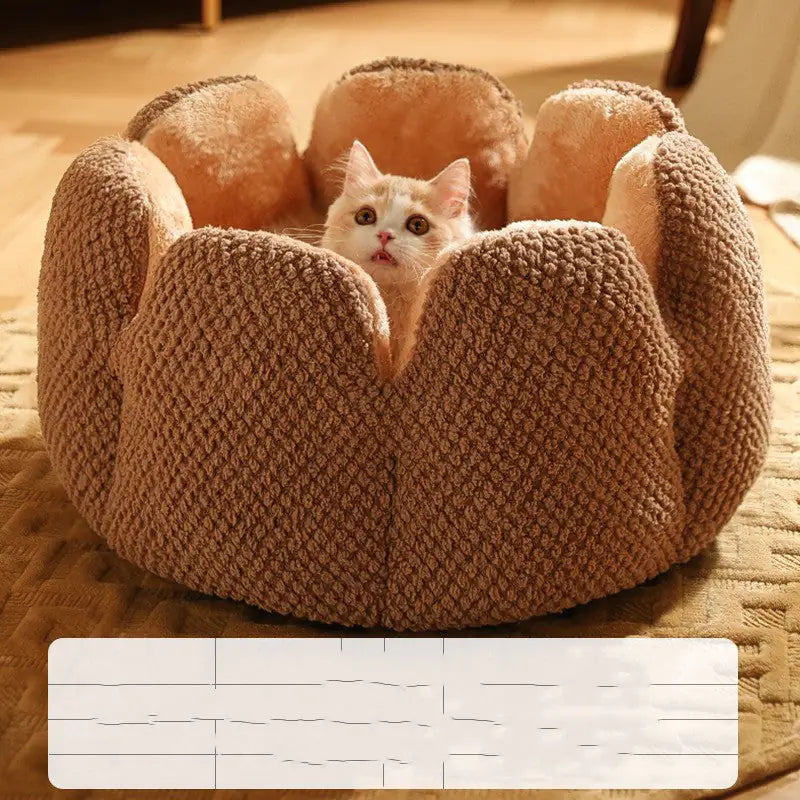 Flower Cat Bed - Soft and Snug for Your Cat