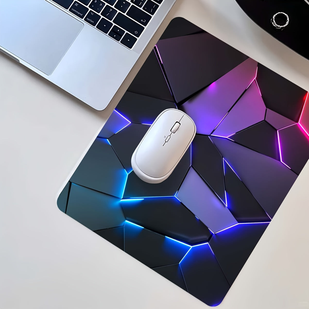 Geometric Gamer Mat - Stylish, Durable and Non-Slip for a Perfect Gaming Experience