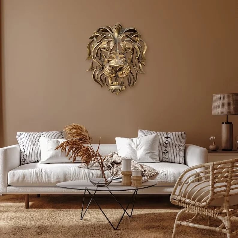 Metal Lion Head Wall Decoration - Elegant and Bold