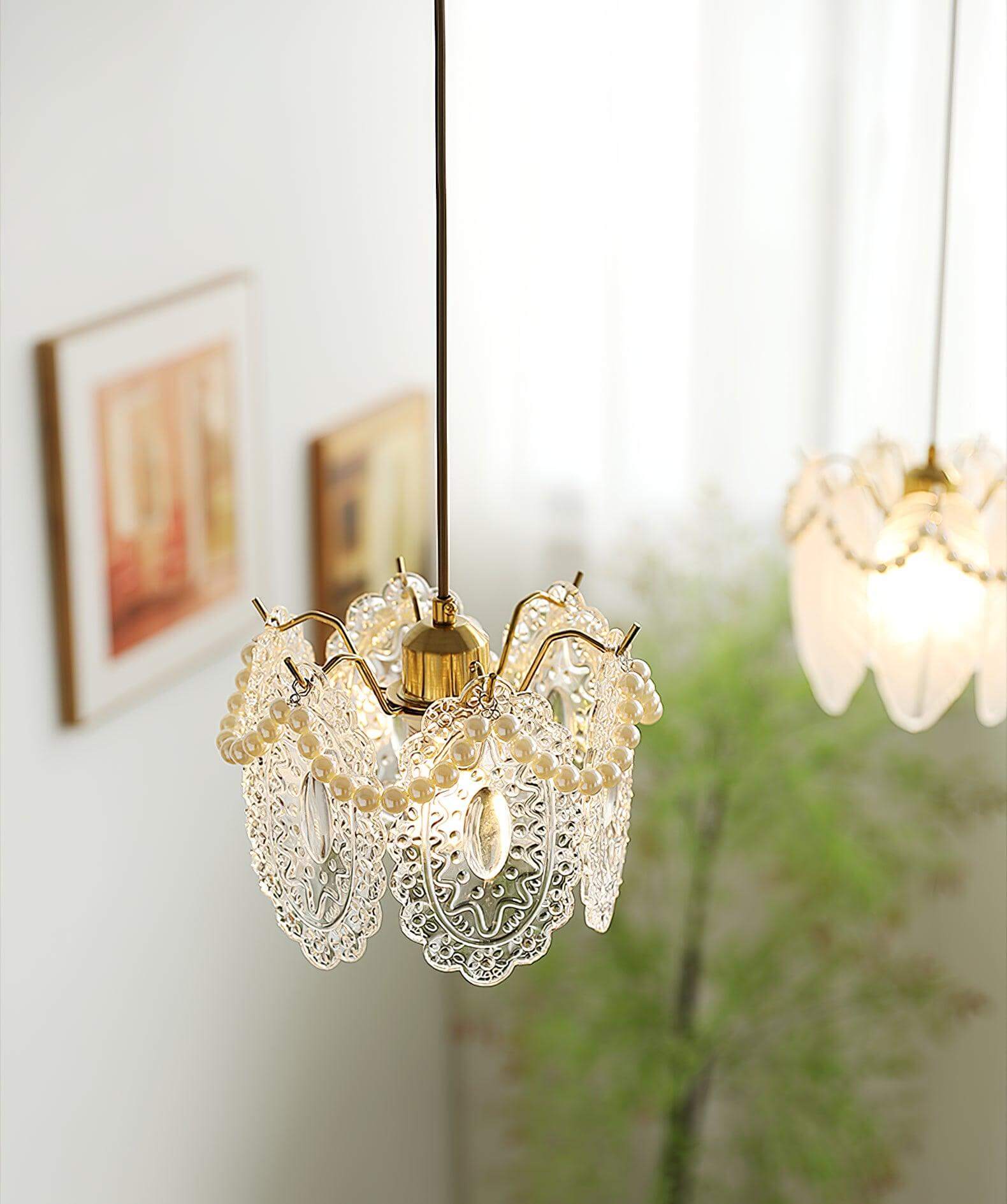 Flower Glass Pendant Lamp - Elegant Design