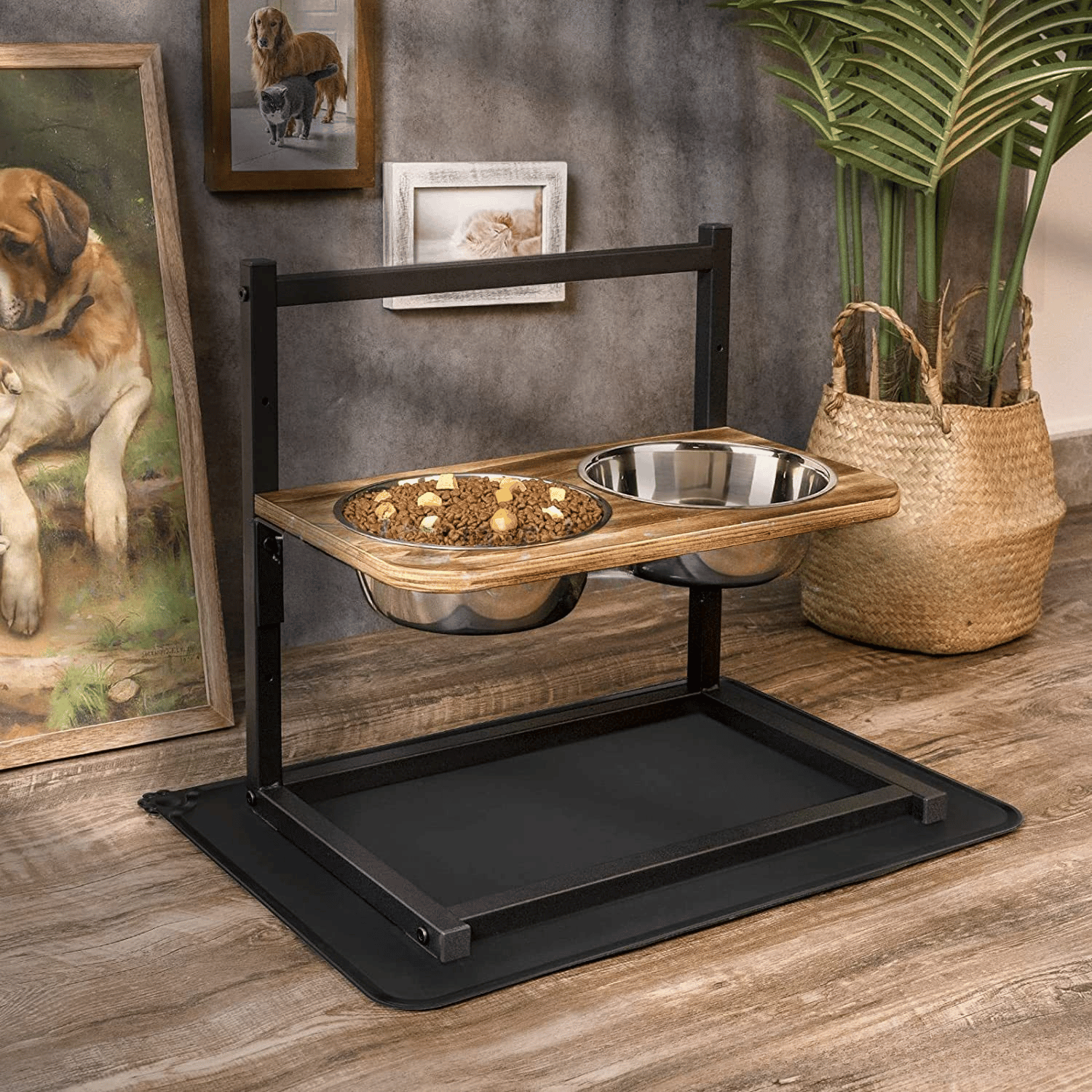 Premium Elevated Dog Feeding Station - SnackHaven