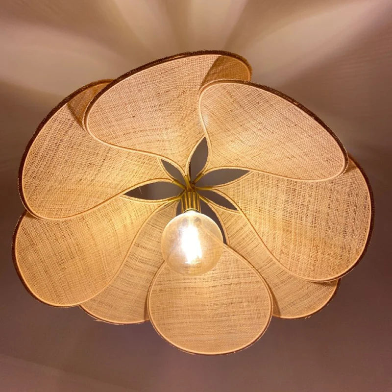 Stylish Flower-Shaped Pendant Light - Petalume