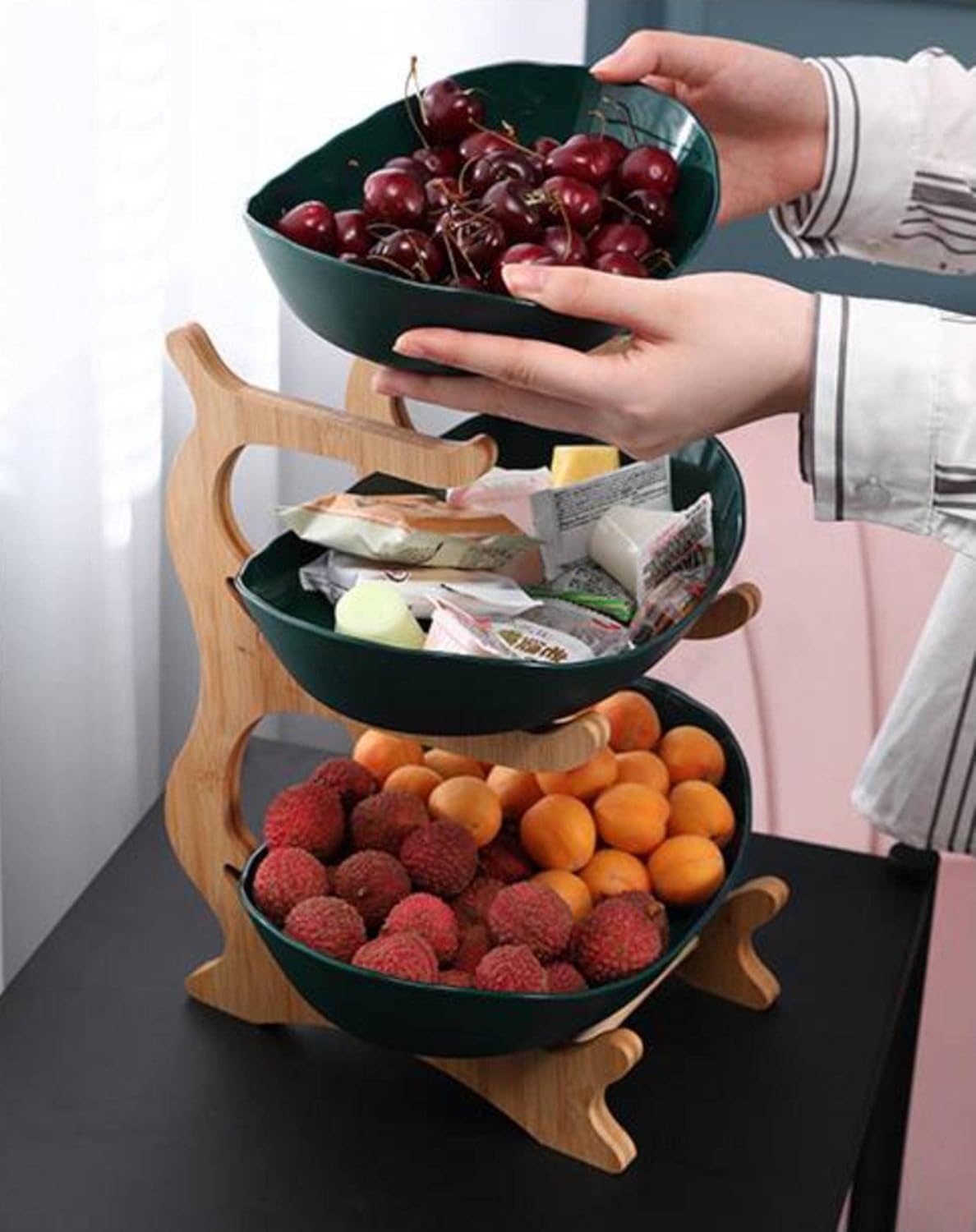 Stylish Metal Fruit Bowl with 2 or 3 Tiers – StackFruit