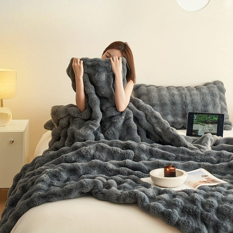 Reversible Fleece Blanket - Soft and Warm