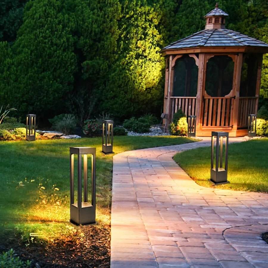 Garden Path Light - Solar LED Outdoor Lamp