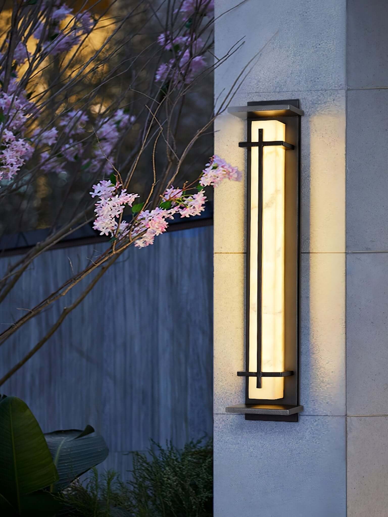 Modern Outdoor Wall Light - Waterproof & Durable