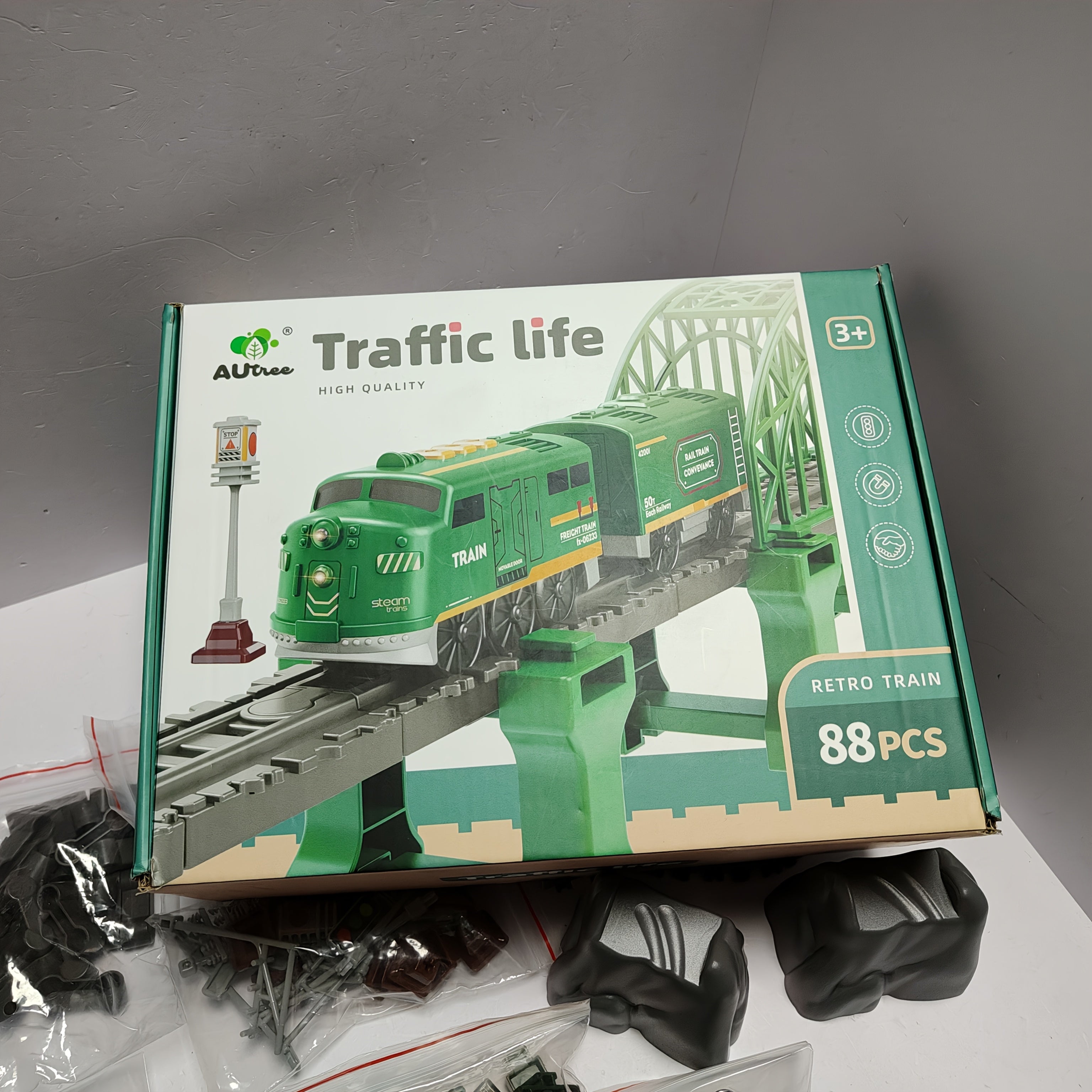 Adventurous Train Set – Play Fun and Creativity