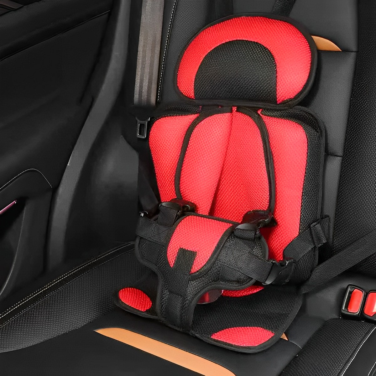 ReisComfort Child Car Seat - Safe and Supportive for Little Ones