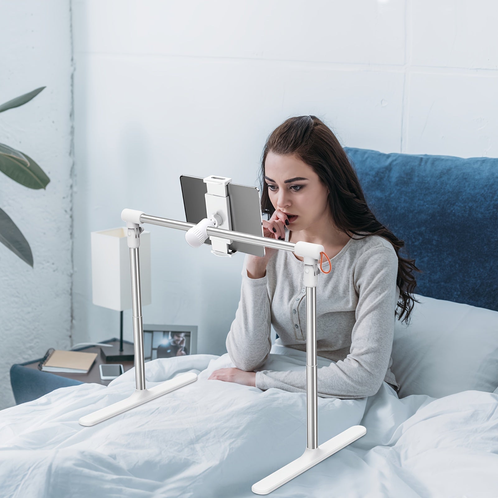 RelaxHold Tablet Holder – Comfortable Relaxation Without Hands