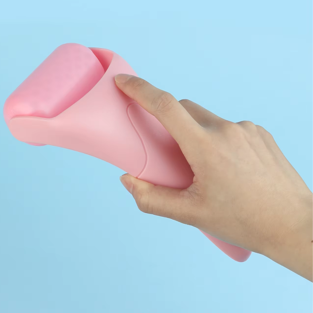 Face Ice Roller – Reduces Wrinkles & Puffiness!