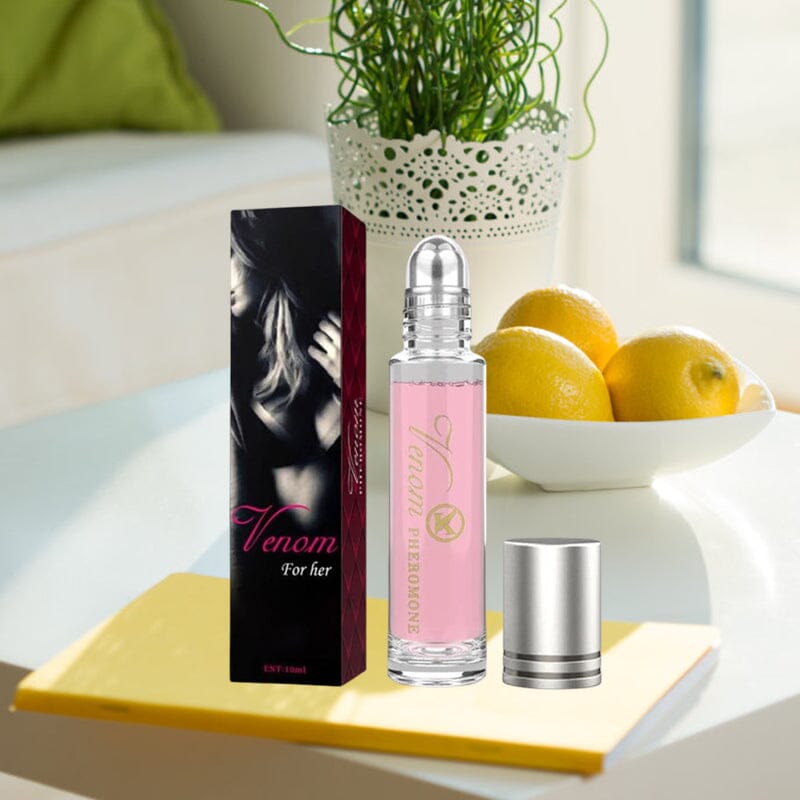 PheroScents - Pheromone Perfume for Women | Irresistible Scent