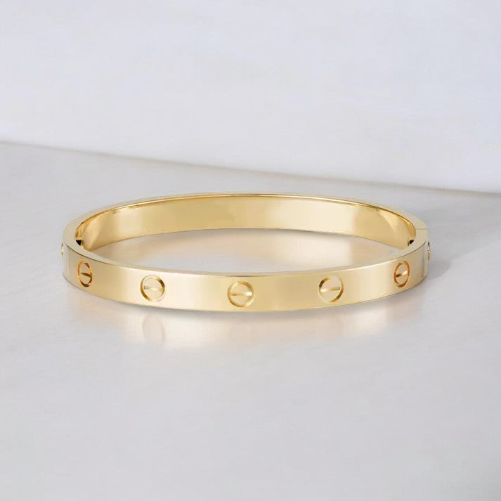 Elegant Bracelet | Golden Design | Timeless Style