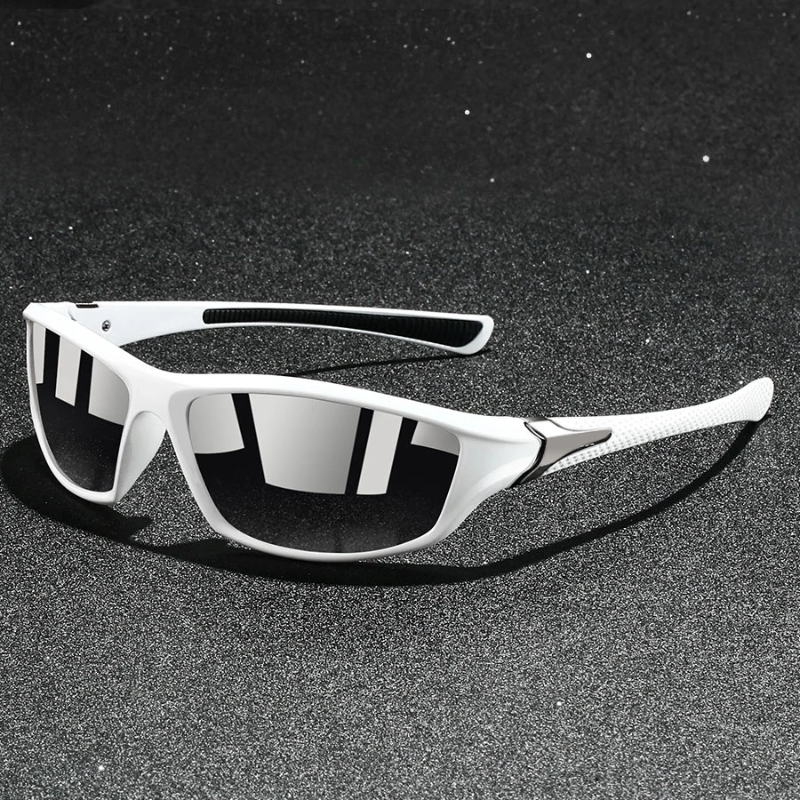 Men's Sunglasses - Polarised Lenses - UV400 - Lightweight Metal