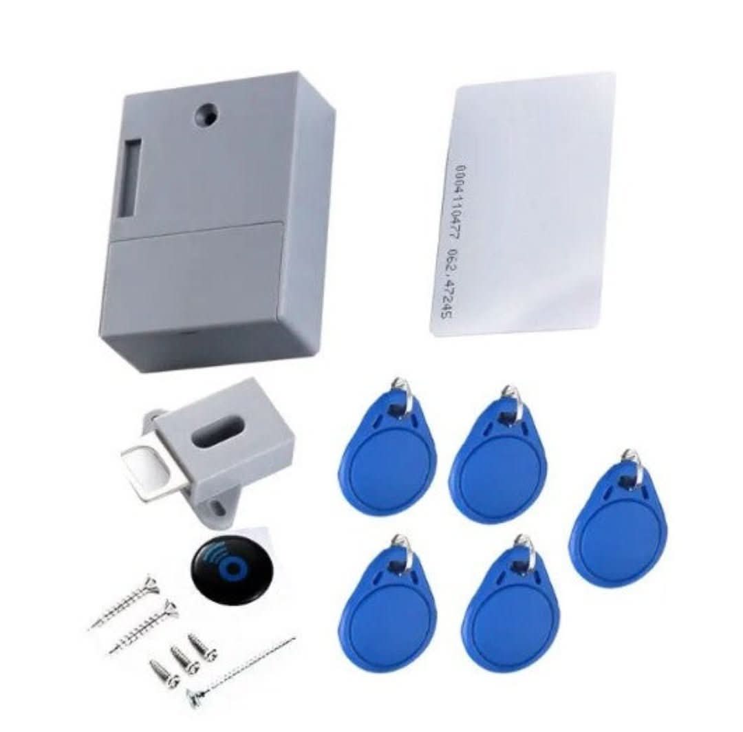 Electronic Charging Connection with Invisible Sensor Control - Vaultin