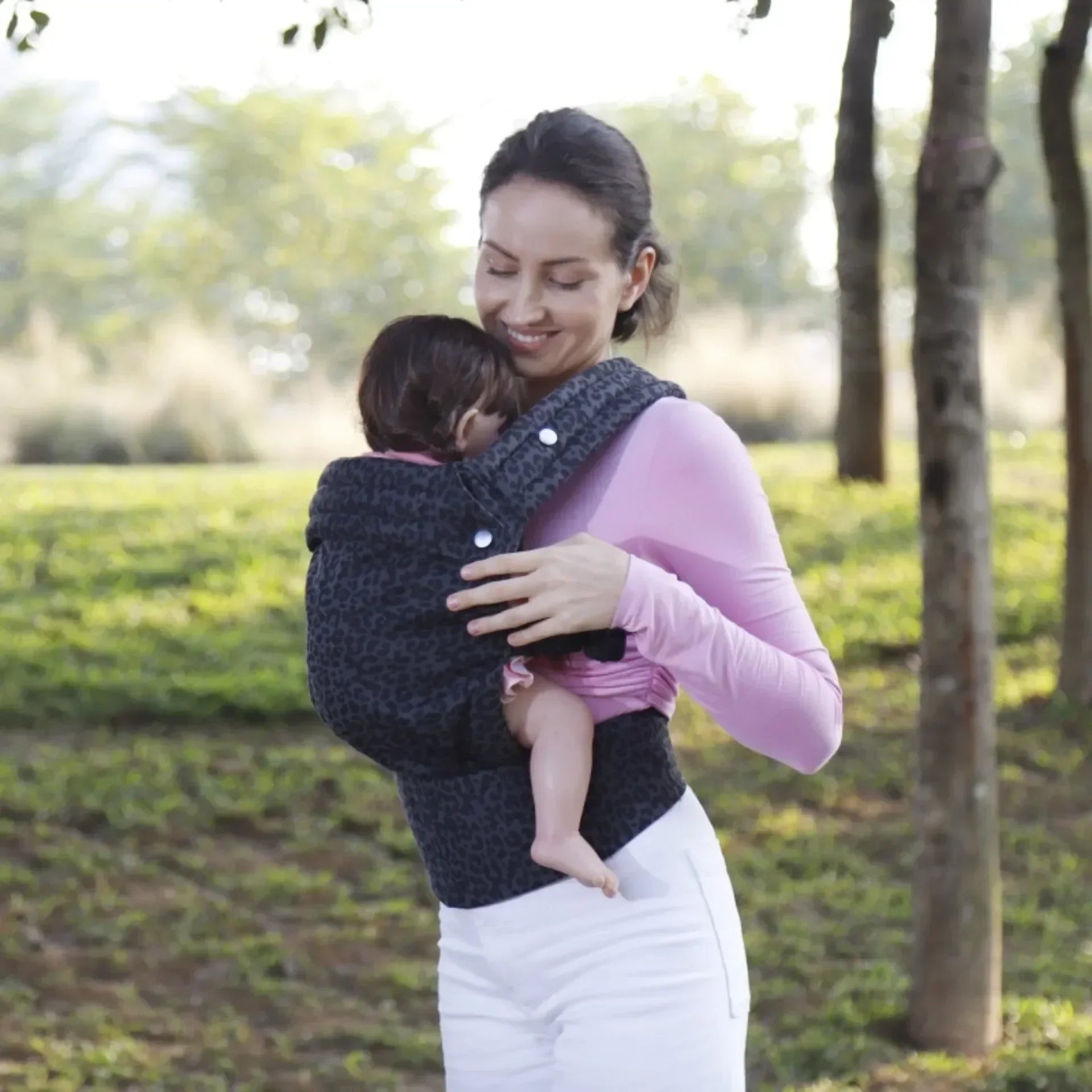 Baby Carrier - Safe & Comfortable Baby Wearing