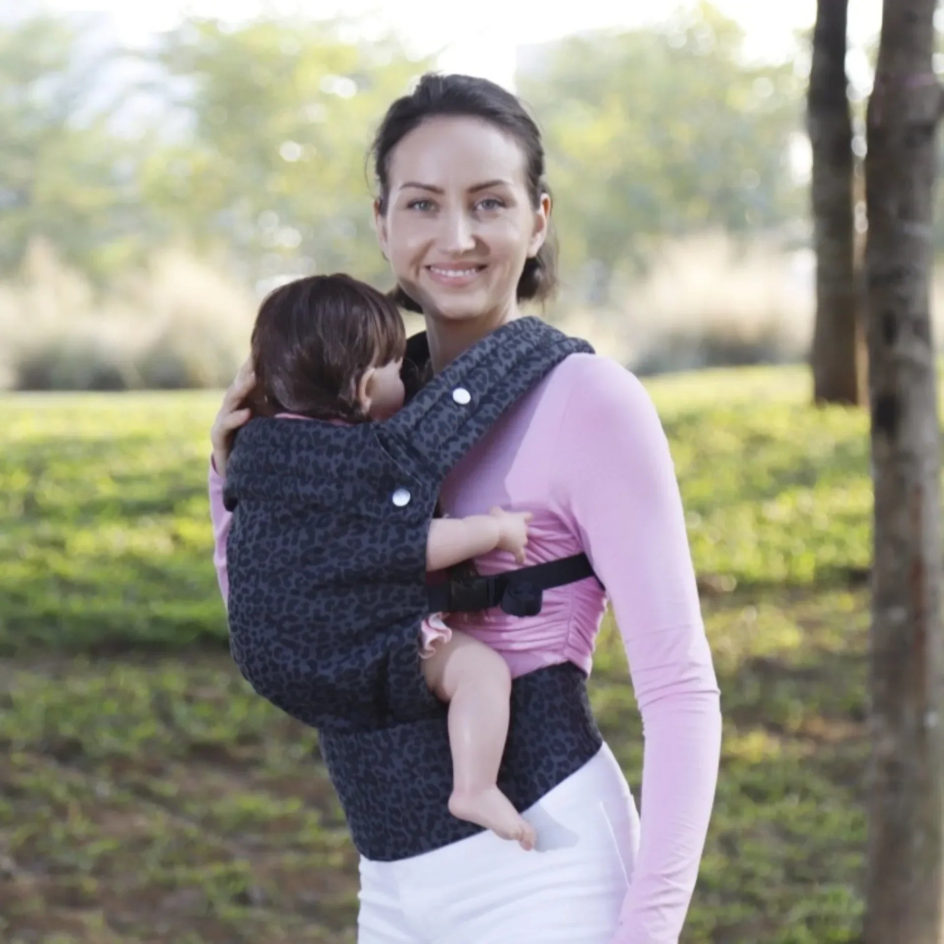 Baby Carrier - Safe & Comfortable Baby Wearing