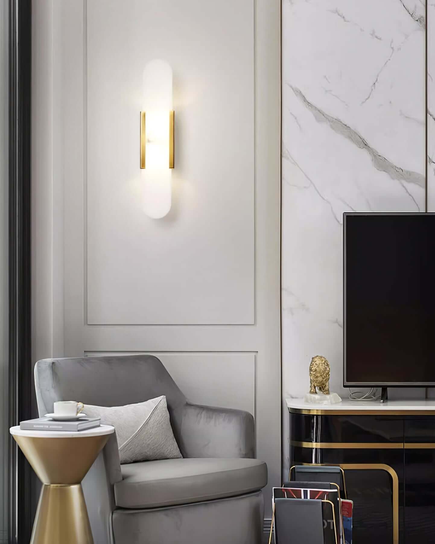 Modern Wall Lamp - Alabaster & Metal