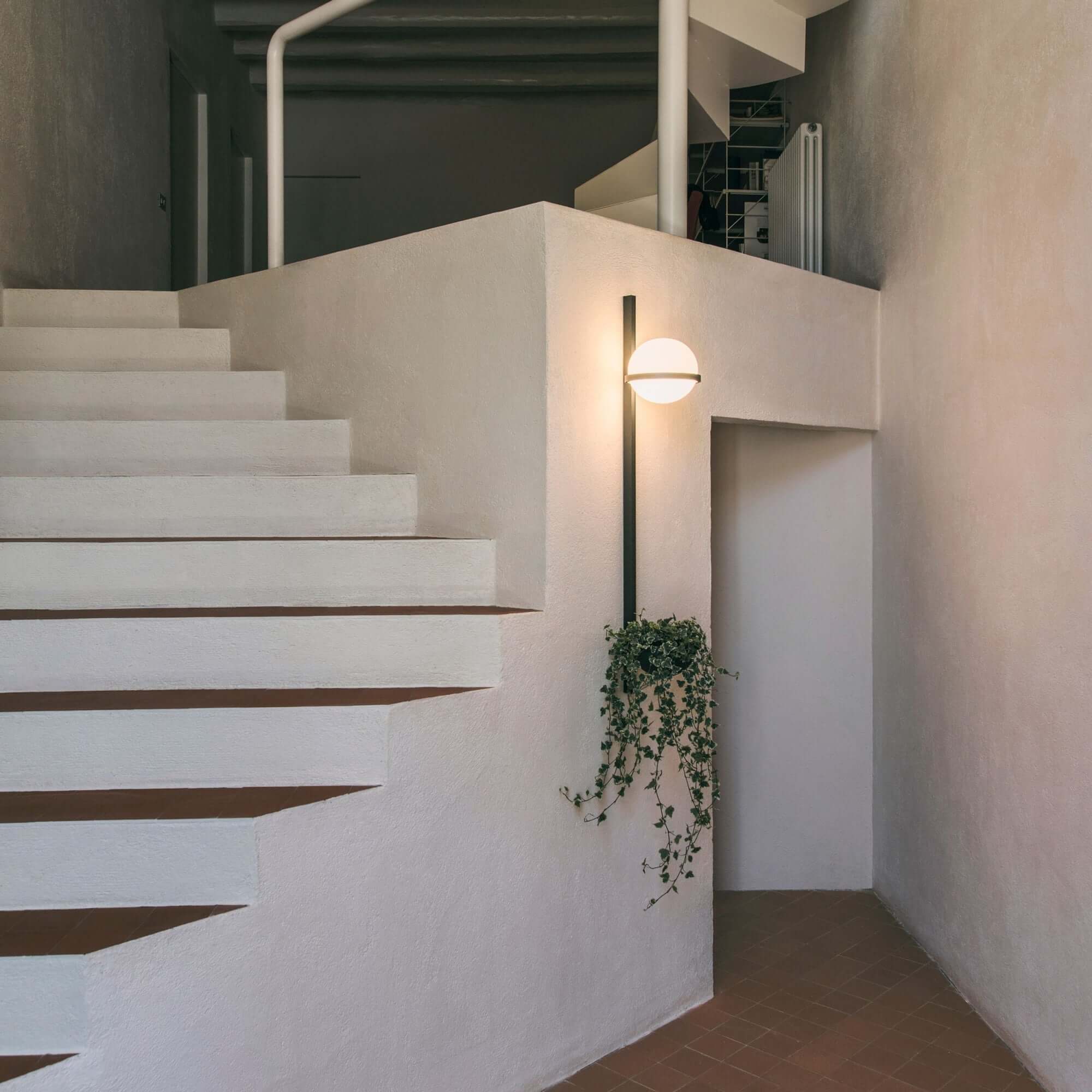 Modern Outdoor Wall Light - Waterproof