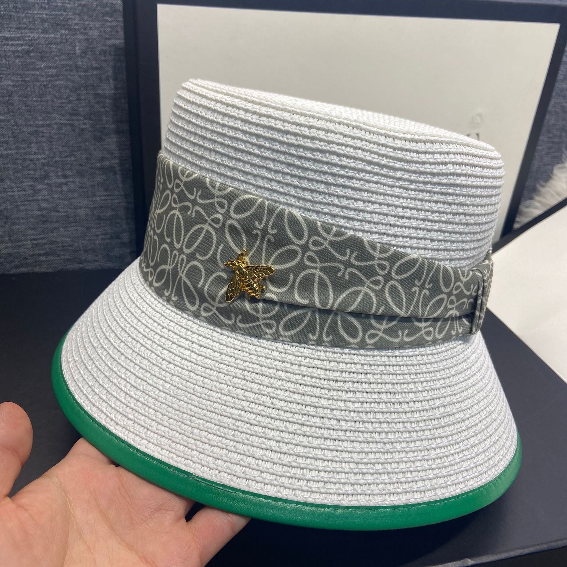 Elegant Ladies' Summer Hat with Bow Detail – RibbonShade