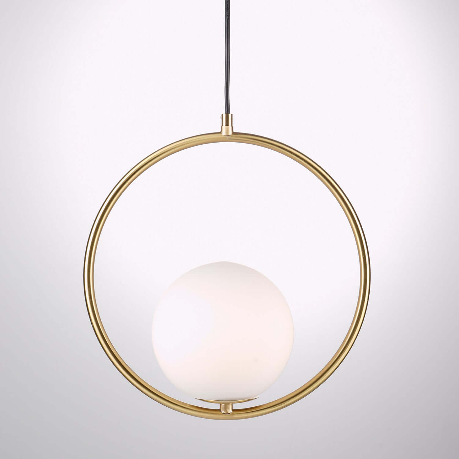 Modern Pendant Light - Elegant & Stylish Design