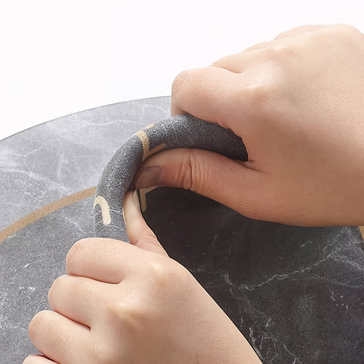 Lucky Charm Quick-Drying Bathroom Mat - Geometric Design with Non-Slip for Shower and Entrance