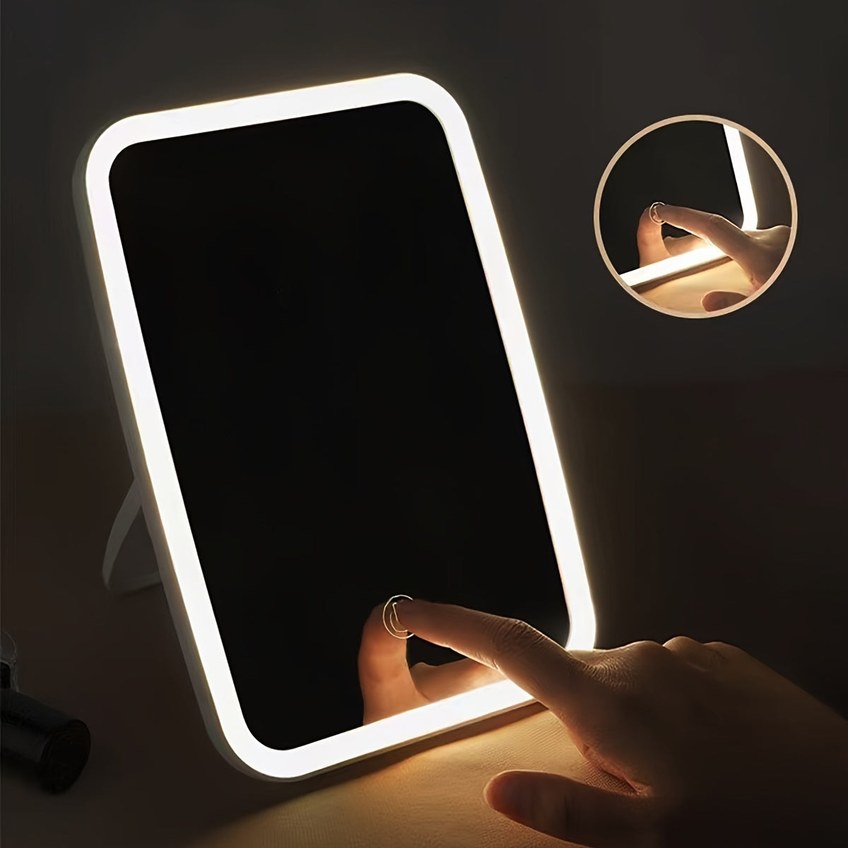 GlowPerfect LED Make-up Mirror - Lighting and Style in One